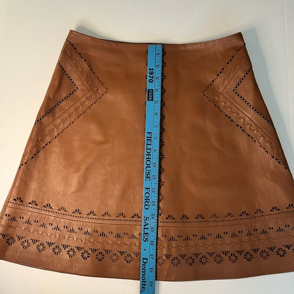 White House Black Market‎ Leather Skirt Size 4 Laser Cut Artisan Boho Western - Picture 6 of 12